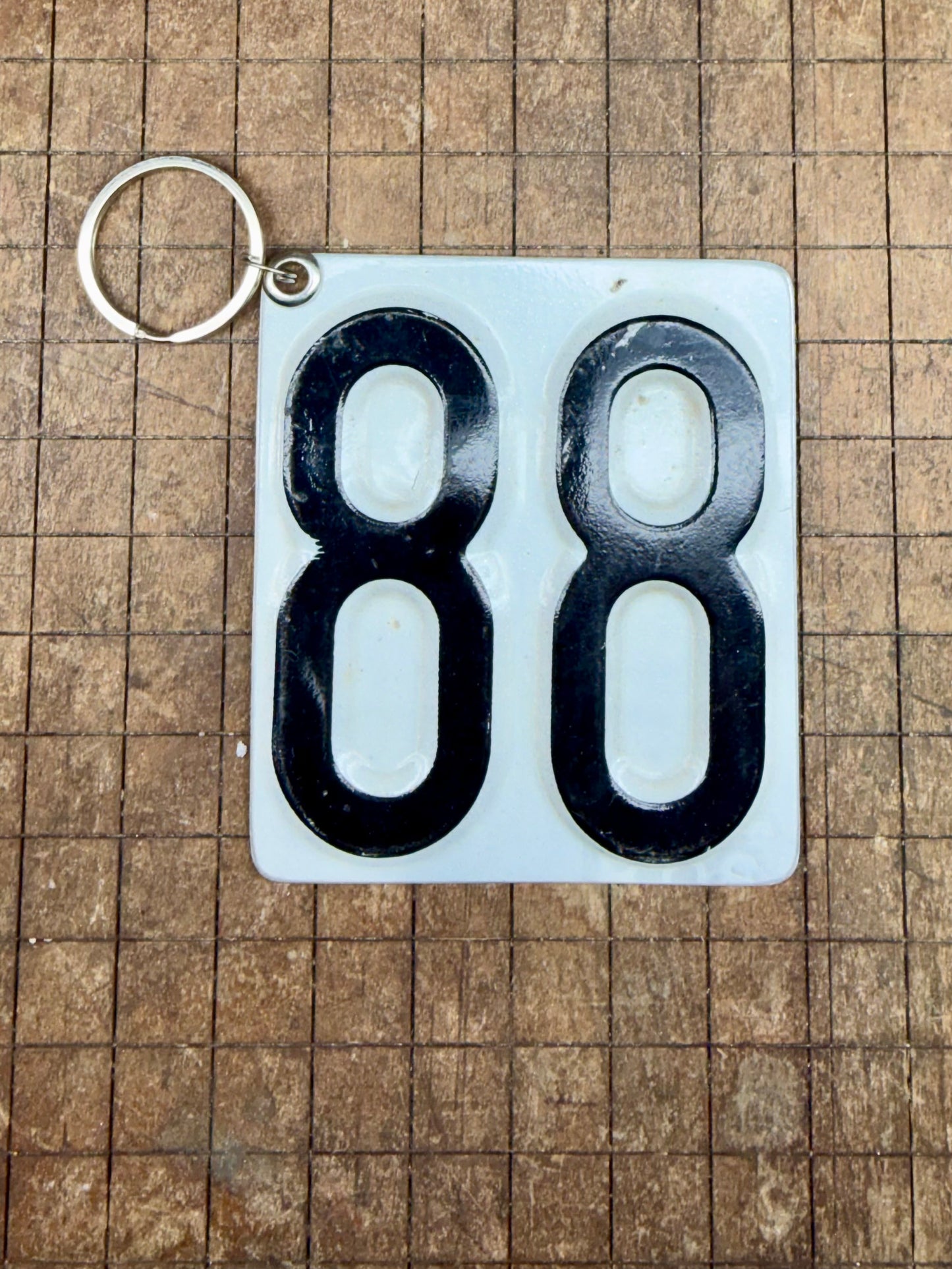 Vintage License Plate Keychain - Number 88