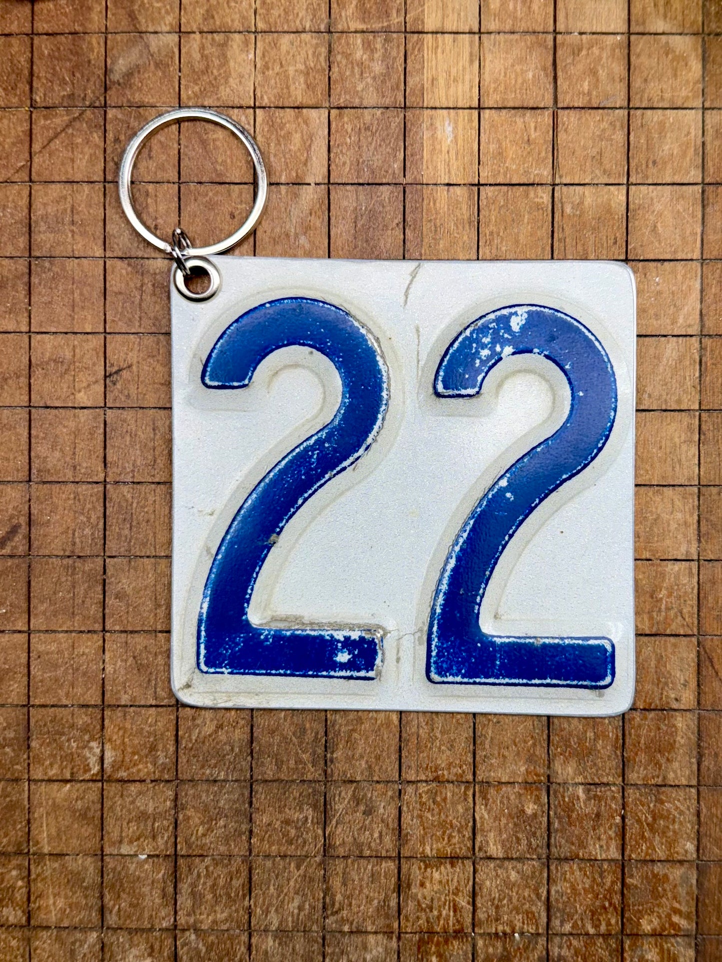 Vintage License Plate Keychain - Number 22