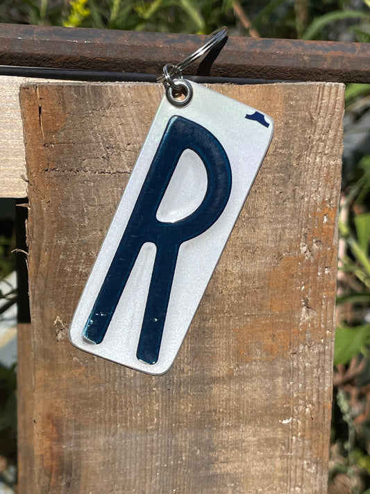 Vintage License Plate Keychain - Letter R